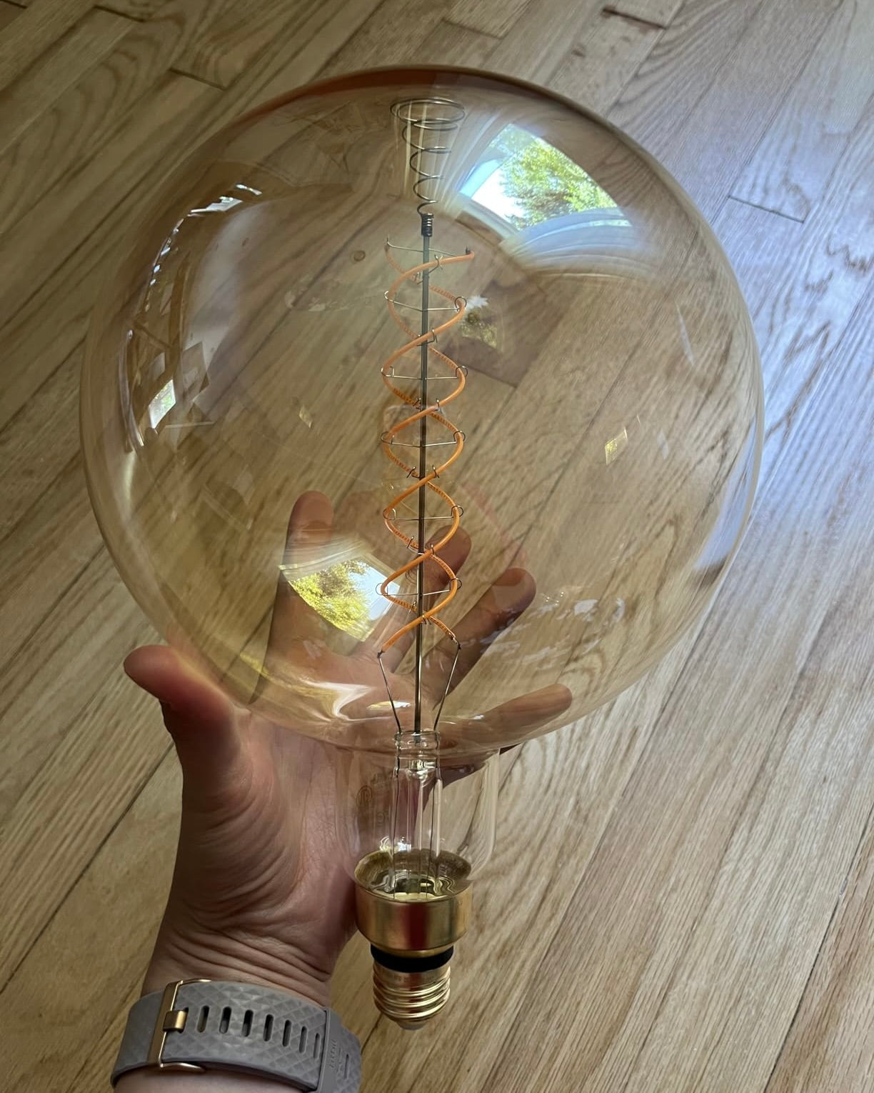 Review — Oversize Bulb G200